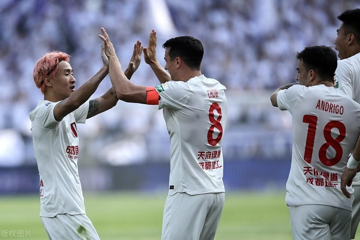 晋级下一阶段首场状态出色,美国队观众沸腾!,Ming重返赛场引发球迷热议的简单介绍 晋级下一阶段首场状态出色,美国队观众沸腾!,Ming重返赛场引发球迷热议的简单介绍