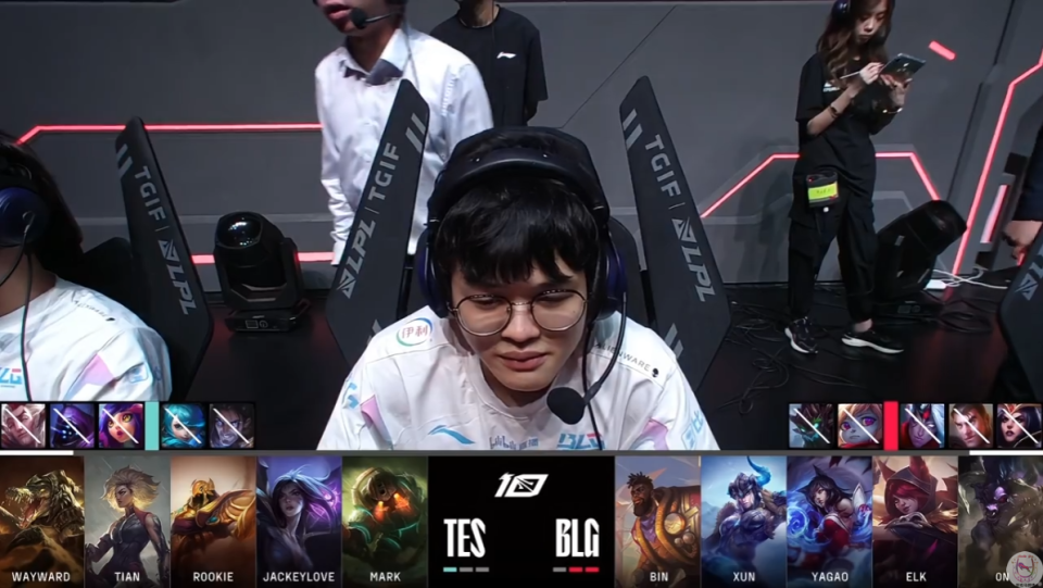 壹号-莱万多夫斯基在TES比赛中绝杀，败北引发热议！的简单介绍