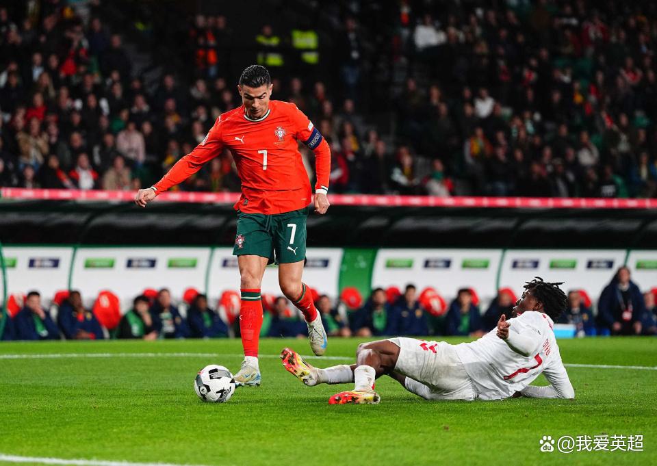 C罗连续五场比赛得分超过败北,勇士挑战极限!的简单介绍 C罗连续五场比赛得分超过败北,勇士挑战极限!的简单介绍